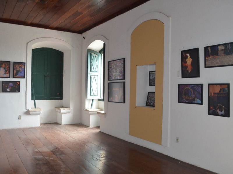 Museu de Arte Sacra de SÃ£o CristÃ³vÃ£o guarda mais de 500 peÃ§as sobre o catolicismo sergipano (Foto: Danielle Pereira)