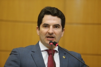 Deputado Estadual Gustinho Ribeiro (Imagem: César de Oliveira/Agência Alese)