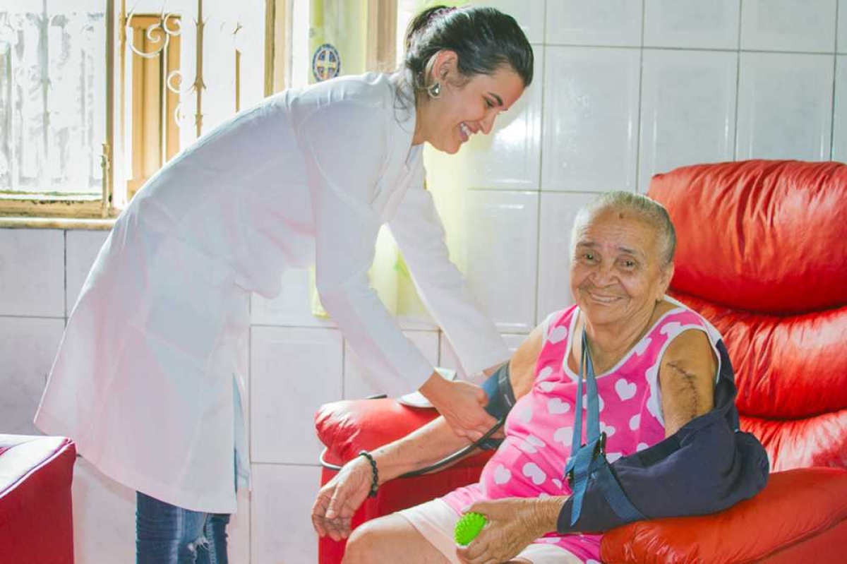 Ipesaúde disponibiliza atendimento domiciliar aos pacientes (Imagem: Ipesaúde)