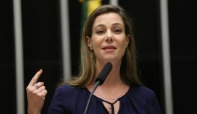 A presidente do Todos pela Educação Priscila Cruz diz que é preciso dar as melhores escolas para a população negra e parda (Imagem: Fabio Rodrigues Pozzebom/Agência Brasil)