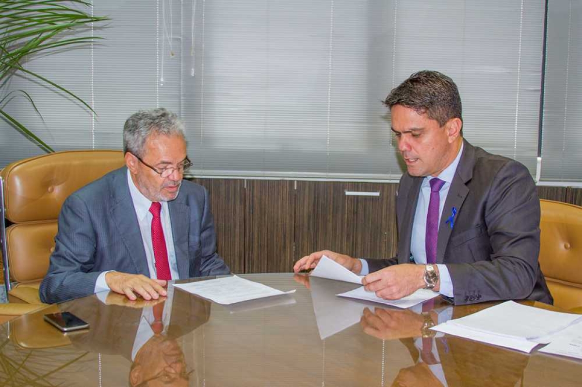 Presidente do Ipesaúde pede bloqueio das contas da Prefeitura de Aracaju (Imagem: Hunald Junior/TCE/SE)