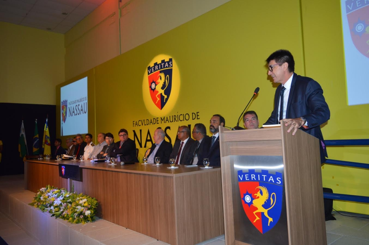 Personalidades prestigiam a inauguração da Faculdade Maurício de Nassau Aracaju (Imagem: Assessoria Faculdade Maurício de Nassau)