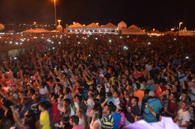 Crianças e adolescentes serão proibidos de frequentar festas e bares em Glória (Imagem: Portal Mais Sertão) Crianças e adolescentes serão proibidos de frequentar festas e bares em Glória (Imagem: Portal Mais Sertão)