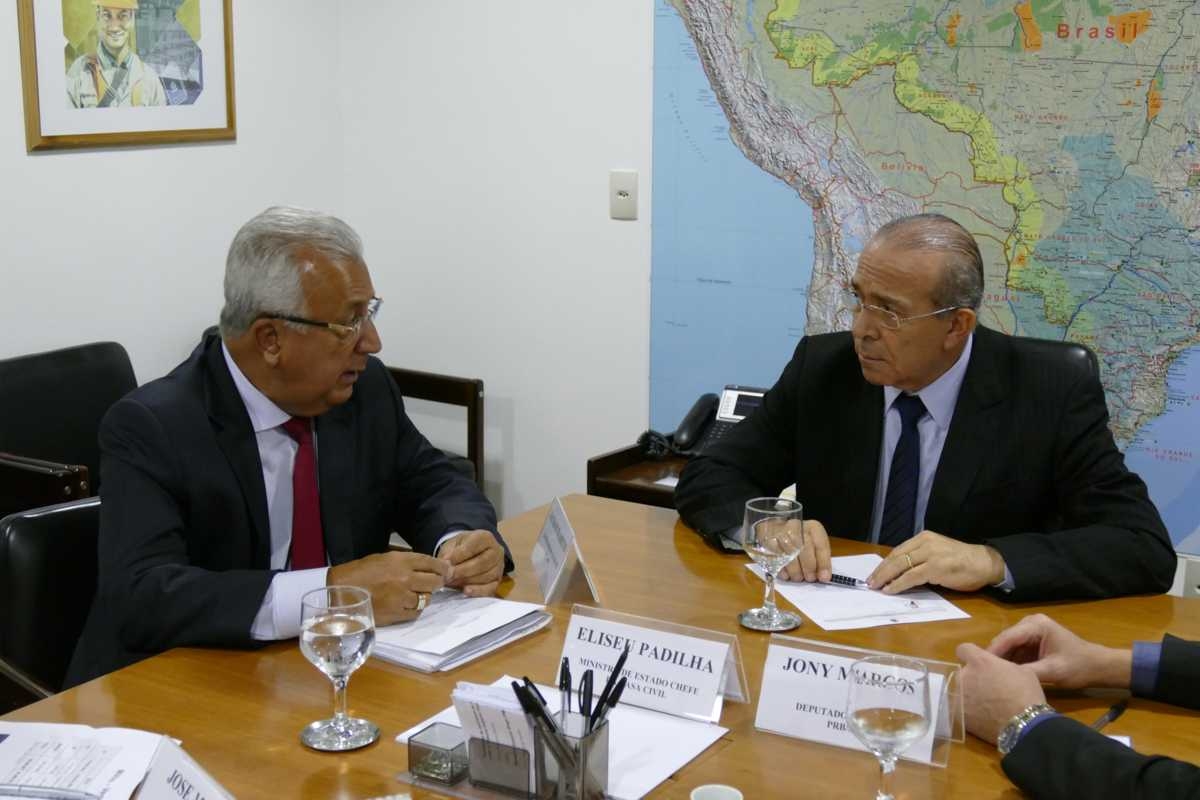 "Pedi a garantia da liberação de recursos e a regularidade dos repasses para não prejudicarmos o andamento das obras" diz o governador (Imagem: Roque Sá/ASN) "Pedi a garantia da liberação de recursos e a regularidade dos repasses para não prejudicarmos o andamento das obras" diz o governador (Imagem: Roque Sá/ASN)