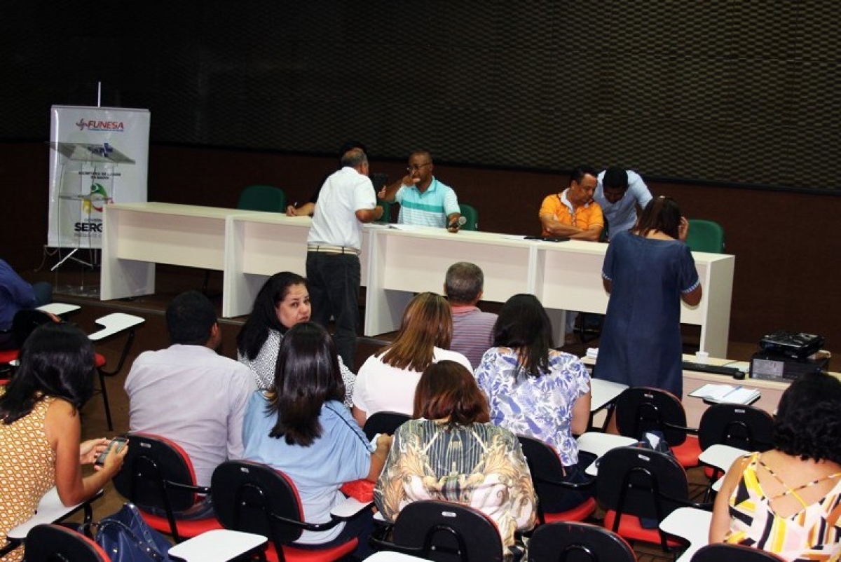 Reunião do Conselho Estadual de Saúde aprova Plano Estadual para o período de 2016 a 2019 (Imagem: Funesa/SE) Reunião do Conselho Estadual de Saúde aprova Plano Estadual para o período de 2016 a 2019 (Imagem: Funesa/SE)