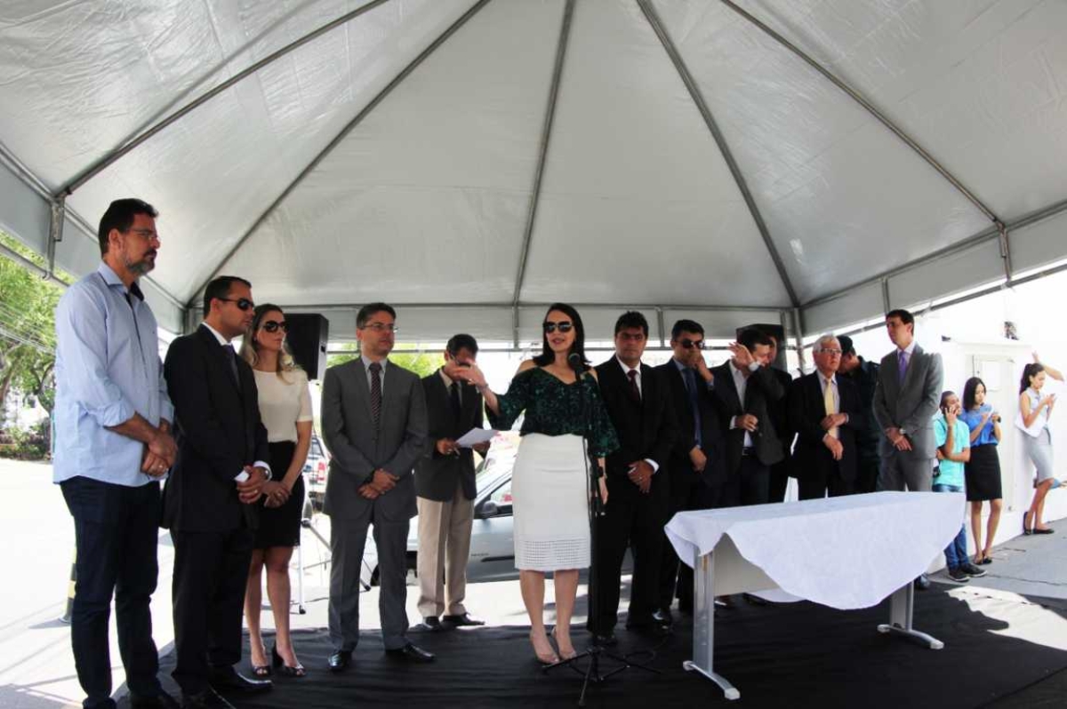 Secretaria de Segurança Pública celebra termo de cooperação técnica com Câmera de Dirigentes Lojista (Imagem: SSP/SE) Secretaria de Segurança Pública celebra termo de cooperação técnica com Câmera de Dirigentes Lojista (Imagem: SSP/SE)