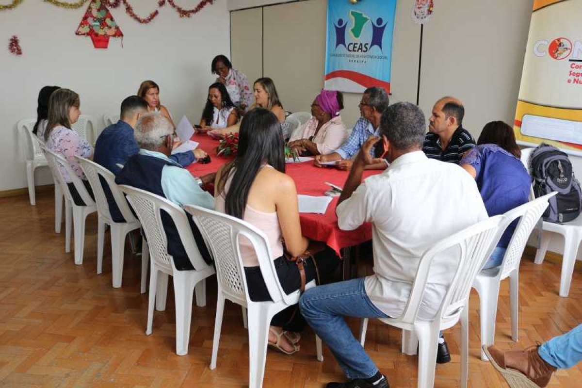 CIAS empossa novos conselheiros (Imagem: Neto Menezes/Seidh/SE) CIAS empossa novos conselheiros (Imagem: Neto Menezes/Seidh/SE)