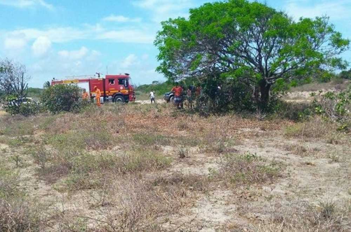 Corpo foi encontrado em sítio (Imagem: Facebook/Informações Policiais)