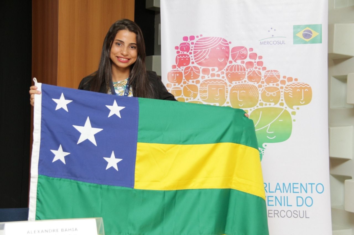 Aluna do Atheneu irá representar Sergipe no Uruguai durante o encontro do Parlamento Juvenil do Mercosul (Imagem: Divulgação/Seed/SE)