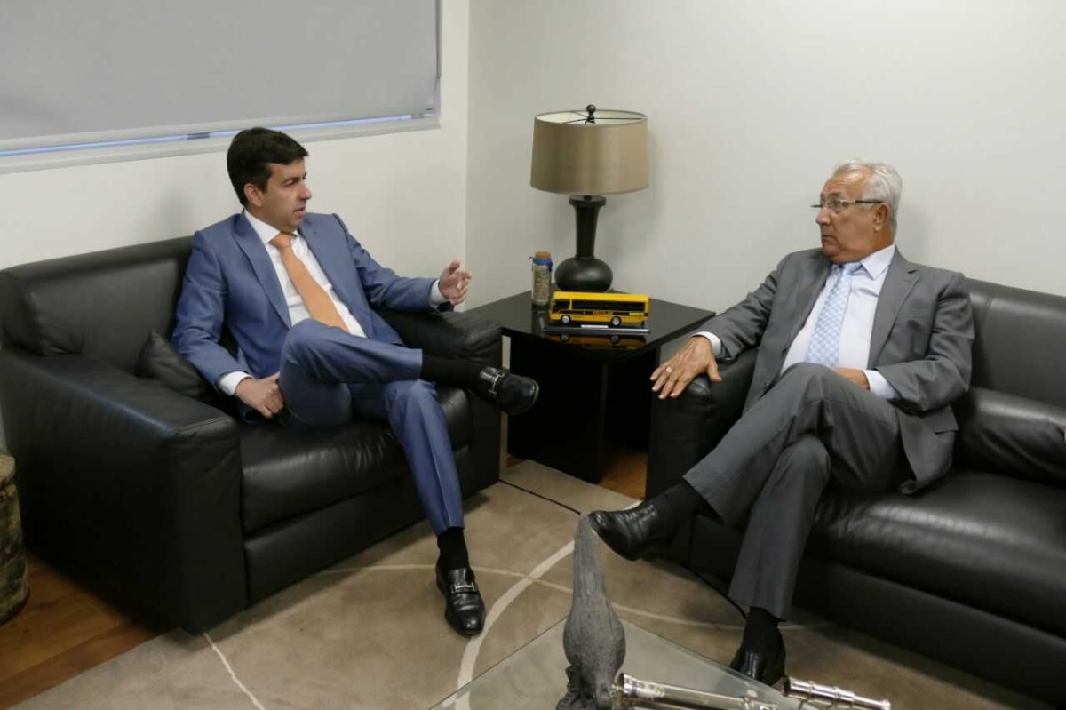 Jackson Barreto destaca importância de reforma do Atheneru para presidente do FNDE, SIlvio Pinheiro (Imagem: Roque Sá/ASN)