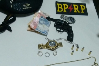 PM/Sergipe apreende cinco armas por meio da RP em apenas 24h, totalizando 14 armamentos em 2017 (Imagem: PM/SE)