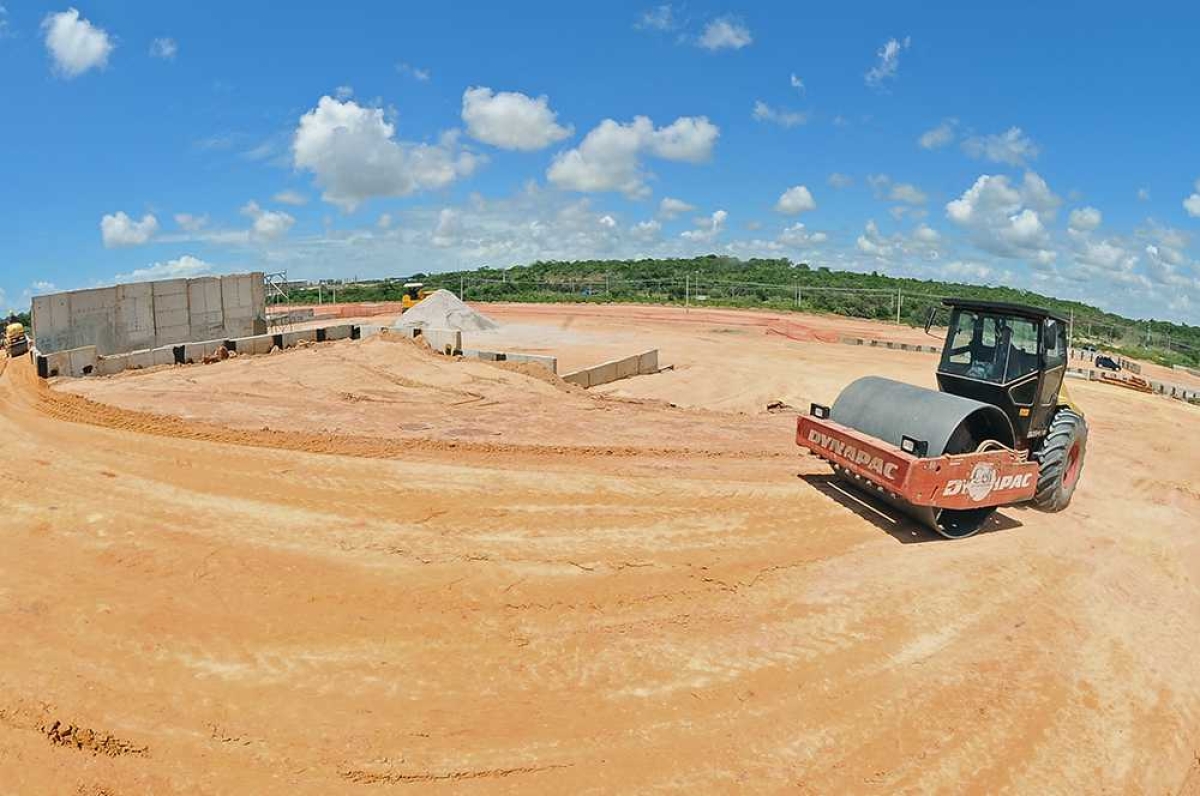 A unidade especializada de saúde já está com as obras de terraplanagem finalizadas (Imagem: Marcelle Cristinne/ASN)