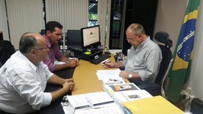 Gerfesson Trindade, Eraldo Andrade e Belivaldo Chagas (Imagem: Assessoria PMB)