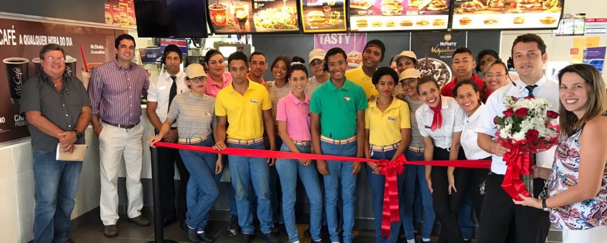 A escolha da Orla de Atalaia para instalar o terceiro Drive-Thru de Aracaju deve-se à forte expansão residencial desta região (Imagem: Destaque Notícias)