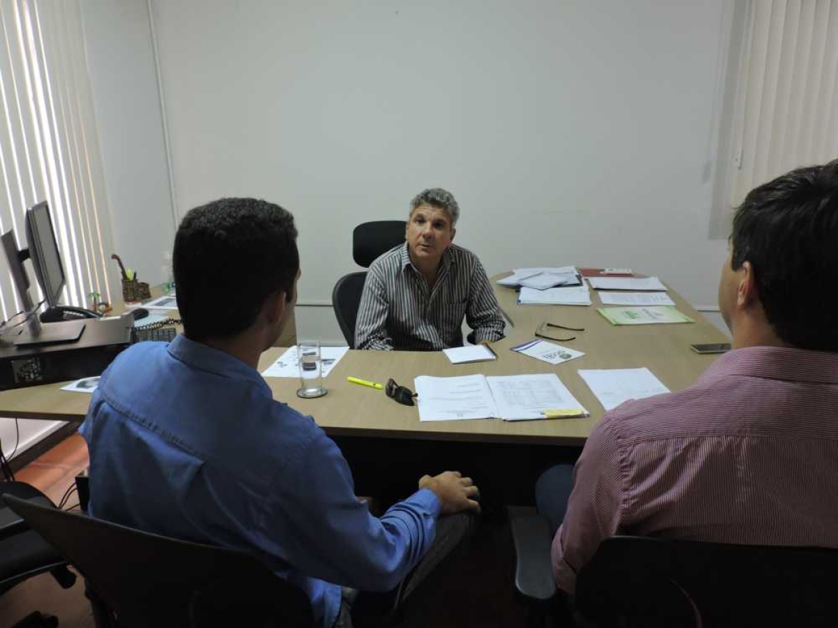 Secretário do Meio Ambiente de Aracaju recebe representantes da Eco TI (Imagem: Assessoria Sema/Aracaju)