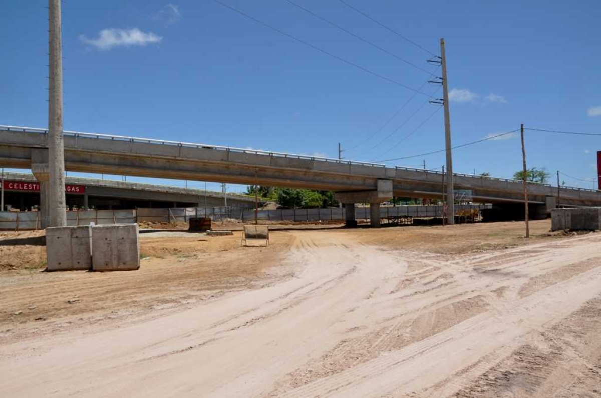 Drenagem da interligação das Avenidas Rio de Janeiro e Gasoduto está 40% concluída (Imagem: Jorge Reis/Seinfra/SE)