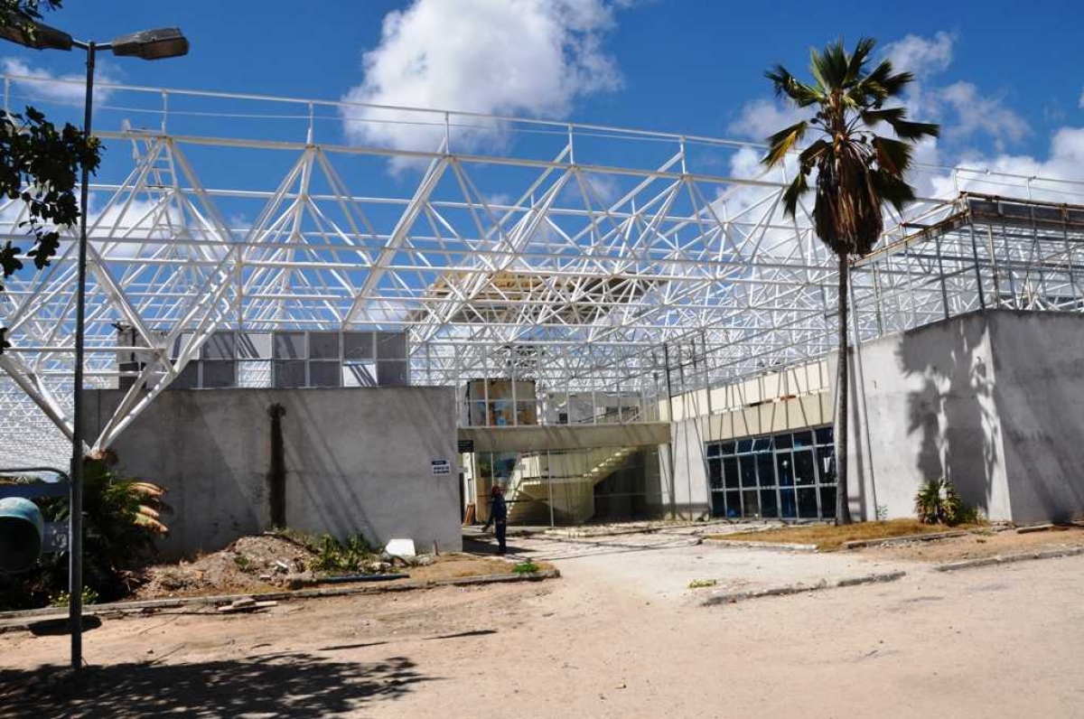 Obras do Centro de Convenções tem continuidade (Imagem: Jorge Reis/Seinfra/SE)