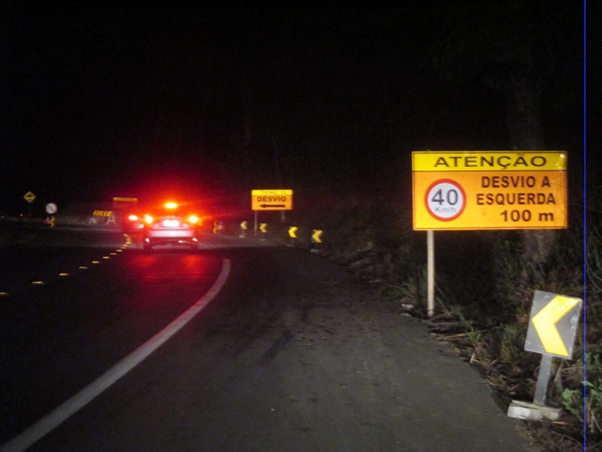 Gestão Ambiental BR-101NE/DNIT realiza vistoria de sinalização noturna na obras da BR-101 (Imagem: Assessoria Educação Ambiental BR-101/NE)