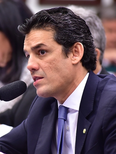 Daniel Coelho negou redução de pena a quem cometer o crime sob intensa emoção (Imagem: Zeca Ribeiro/Câmara dos Deputados)