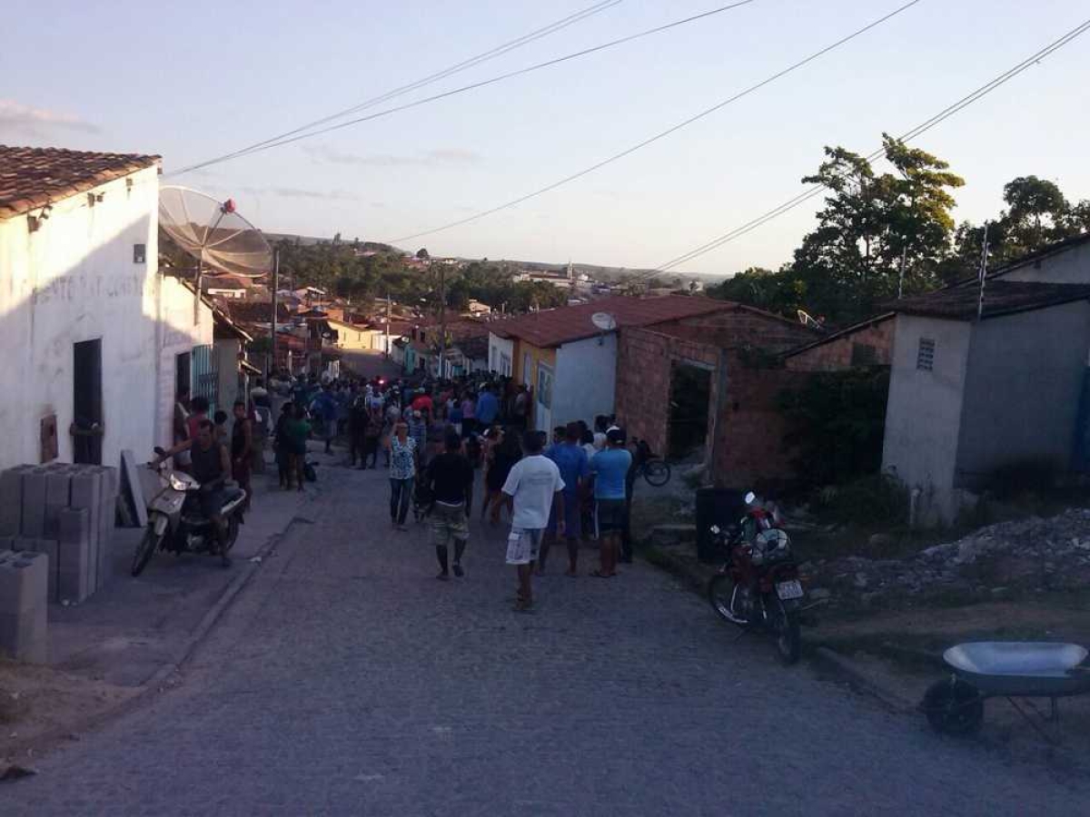 Jovem conhecido como Todão é assassinado em Salgado (Imagem: Portal Lagartense) Jovem conhecido como Todão é assassinado em Salgado (Imagem: Portal Lagartense)