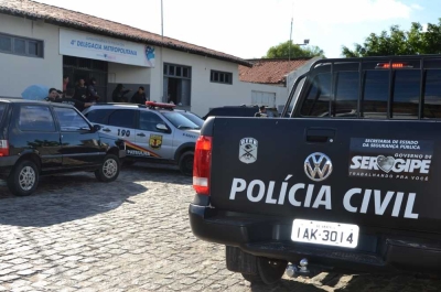 Suspeito foi baleado quando tentou fugir desta Delegacia de Polícia (Imagem: Arquivo/Portal Infonet) Suspeito foi baleado quando tentou fugir desta Delegacia de Polícia (Imagem: Arquivo/Portal Infonet)