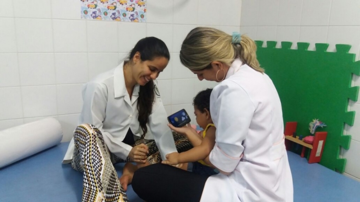 Reabilitação: CER II atende atualmente mais de 30 crianças com microcefalia (Imagem: SMS/Aracaju)