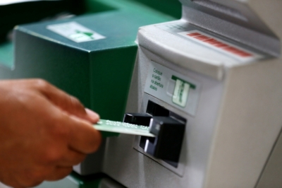 Salário de dezembro: operação de crédito inicia nesta quarta, 22 (Foto: Marco Vieira/PMA)