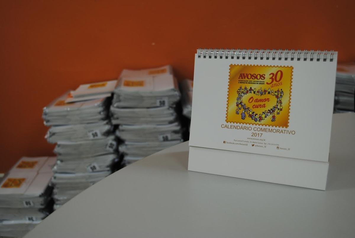 Calendário 2017 da Avosos estará à venda no Shopping Jardins (Imagem: Divulgação/Avosos) Calendário 2017 da Avosos estará à venda no Shopping Jardins (Imagem: Divulgação/Avosos)