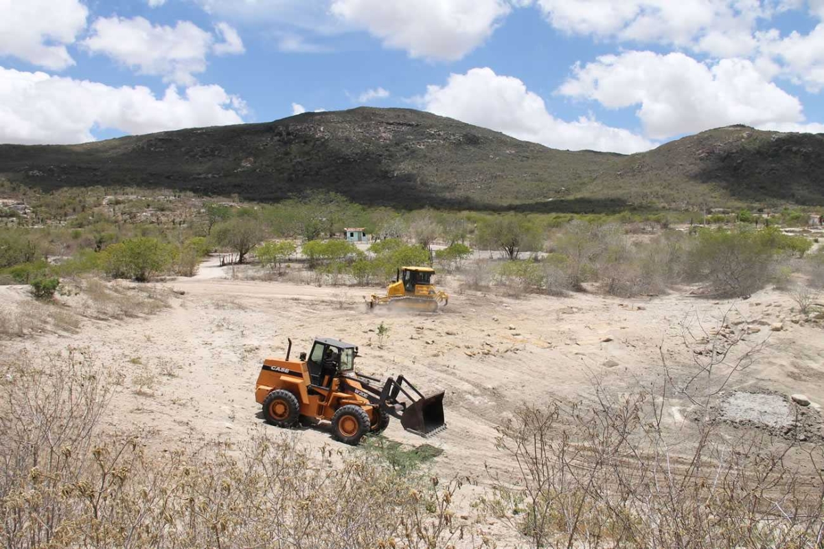 Trabalho iniciou na Serra da Guia (foto), mas simultaneamente no Alagadiço e em Poço dos Bois, Cedro de São João (Foto: Fernando Augusto/Cohidro/SE) Trabalho iniciou na Serra da Guia (foto), mas simultaneamente no Alagadiço e em Poço dos Bois, Cedro de São João (Foto: Fernando Augusto/Cohidro/SE)