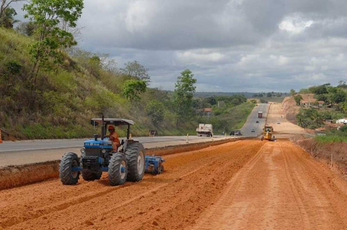 Obras de adequação de capacidade da BR-101 visam mais segurança no trânsito (Foto: Assessoria Ministério dos Transportes) Obras de adequação de capacidade da BR-101 visam mais segurança no trânsito (Foto: Assessoria Ministério dos Transportes)