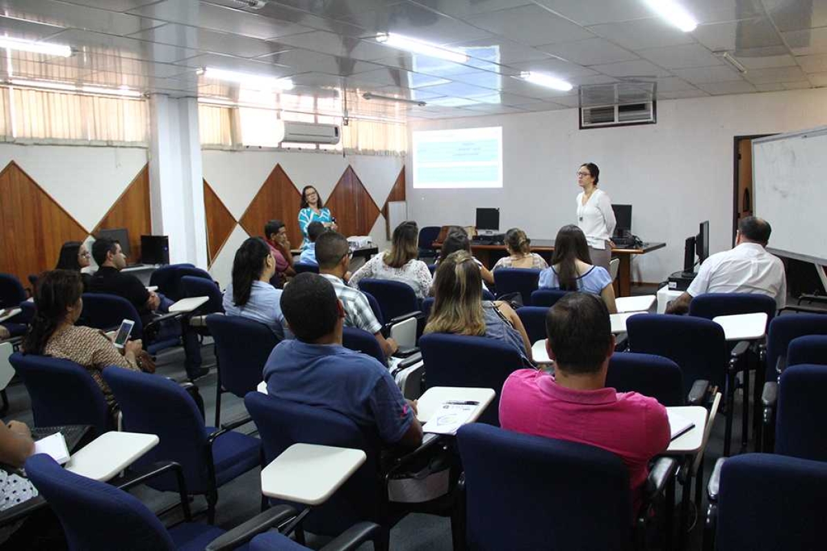 Marlei Brito e Riane Espinheira foram as facilitadoras da oficina (Foto: Seplag/SE)