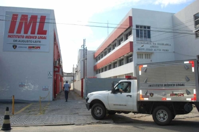 IML: homicídios são quase 53% das mortes violentas (Foto: Arquivo/Portal Infonet)