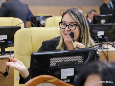 PL de Kitty Lima sobre castração de animais é aprovado na CMA (Foto: Gilton Rosas/CMA)