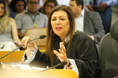 A conselheira-relatora, Susana Azevedo (Foto: Cleverton Ribeiro/TCE/SE)