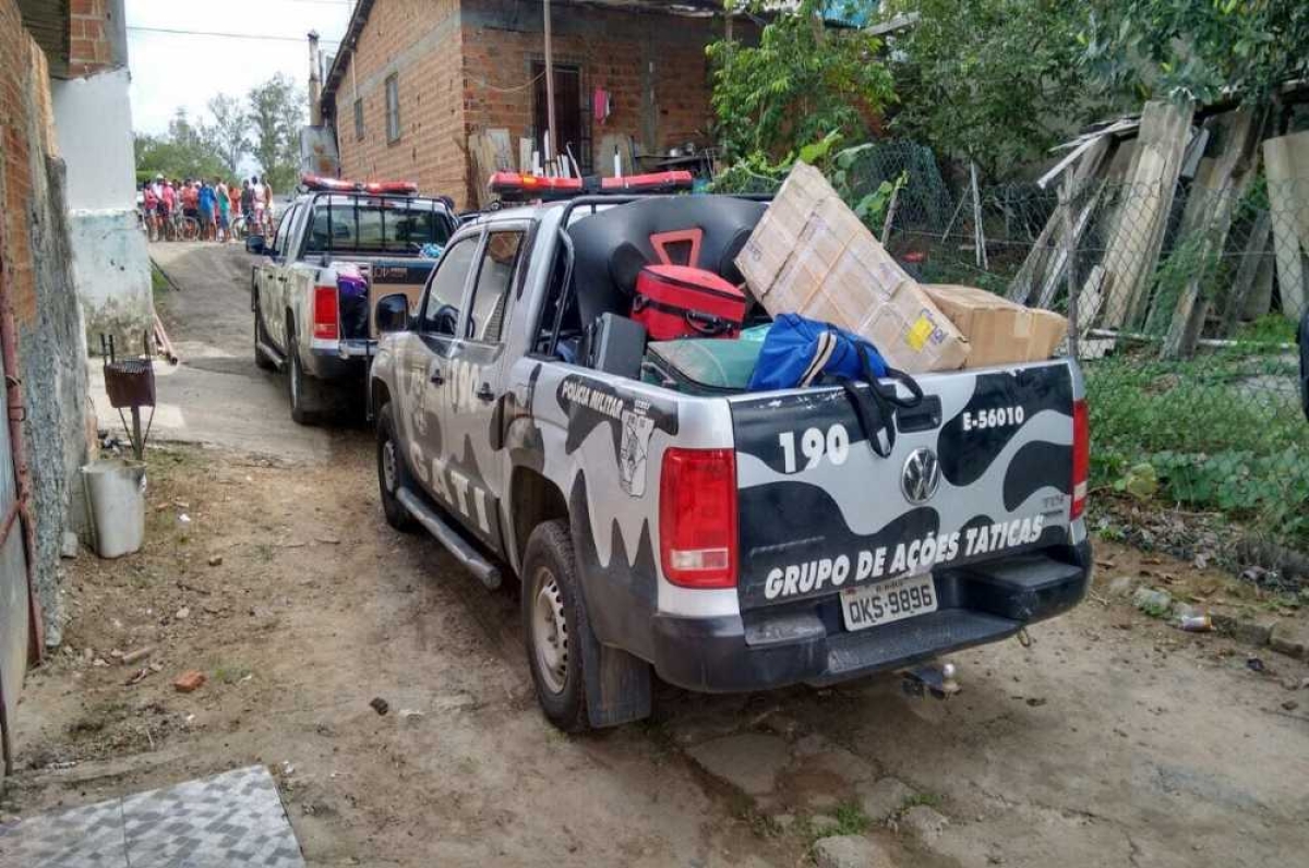 Pertences das vítimas foram recuperados pelo GATI (Foto: Gati/PM/SE)