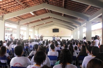 O colégio abriga mais de 1 mil alunos (Foto: Detran/SE)