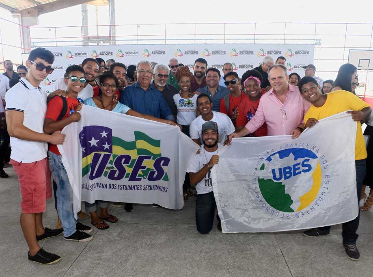 Menos de um mês depois de entregar duas escolas em Nossa Senhora do Socorro e Telha, o governador Jackson Barreto inaugurou nesta sexta-feira, 05, a 74ª unidade de ensino reformada em sua gestão (Foto: Marcelle Cristinne/ASN)
