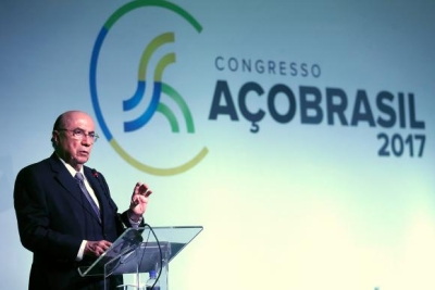 Ministro da Fazenda, Henrique Meirelles, faz conferência magna no 28º Congresso Aço Brasil (Foto: José Cruz/Agência Brasil)