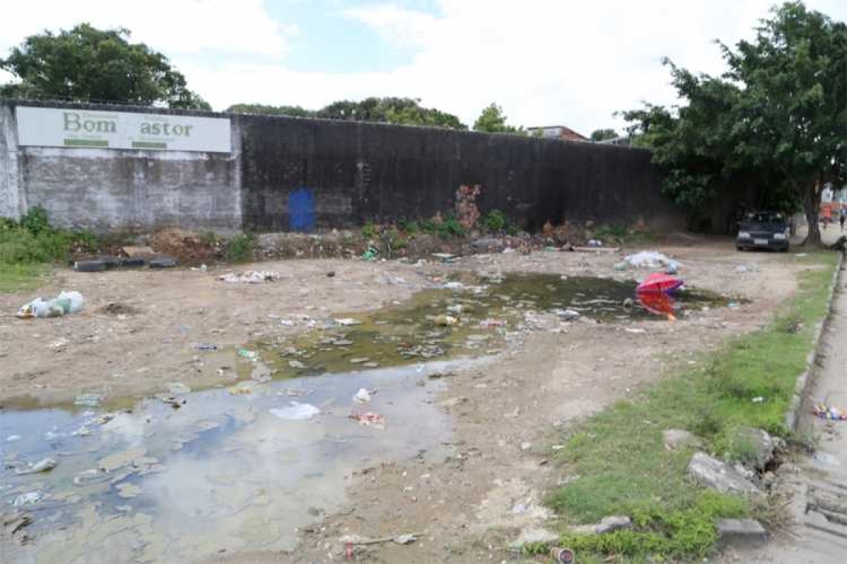 Área usada para descarte irregular de lixo dará espaço a intervenções urbanas (Foto: Sérgio Silva/PMA)