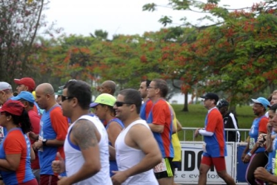 Para evitar AVC, médicos recomendam exercícios físicos moderados cinco vezes na semana e dieta saudável (Foto: Tânia Rêgo/Agência Brasil)