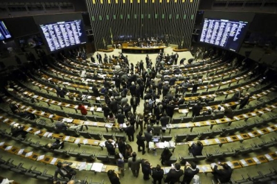 Brasília - O Congresso Nacional analisa e vota cinco vetos presidenciais que trancam a pauta (Foto: Marcelo Camargo/Agência Brasil)