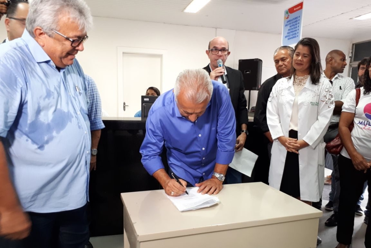 Governador de Sergipe e Almeida Lima lançam edital para contratação de mais de 500 profissionais (Foto: SES/SE)