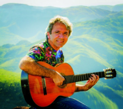 Lula Ribeiro faz show do novo CD "O Amor é Sempre Assim" (Foto: Divulgação)