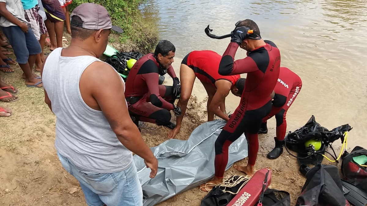 Adolescente morre afogado em açude na zona Norte de Aracaju (Foto: Via F5 News)