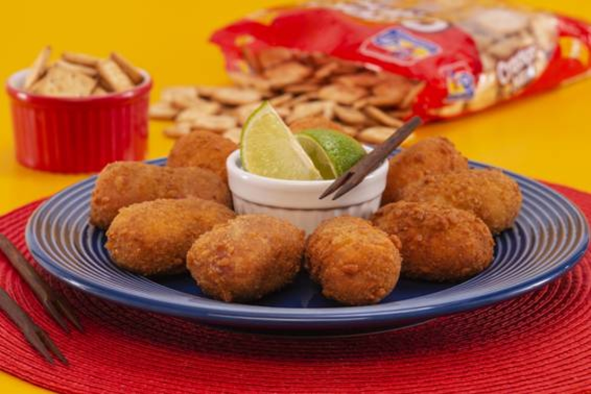 No feriado faça um petisco especial: Croquete de Queijo e Salame (Foto: Divulgação)