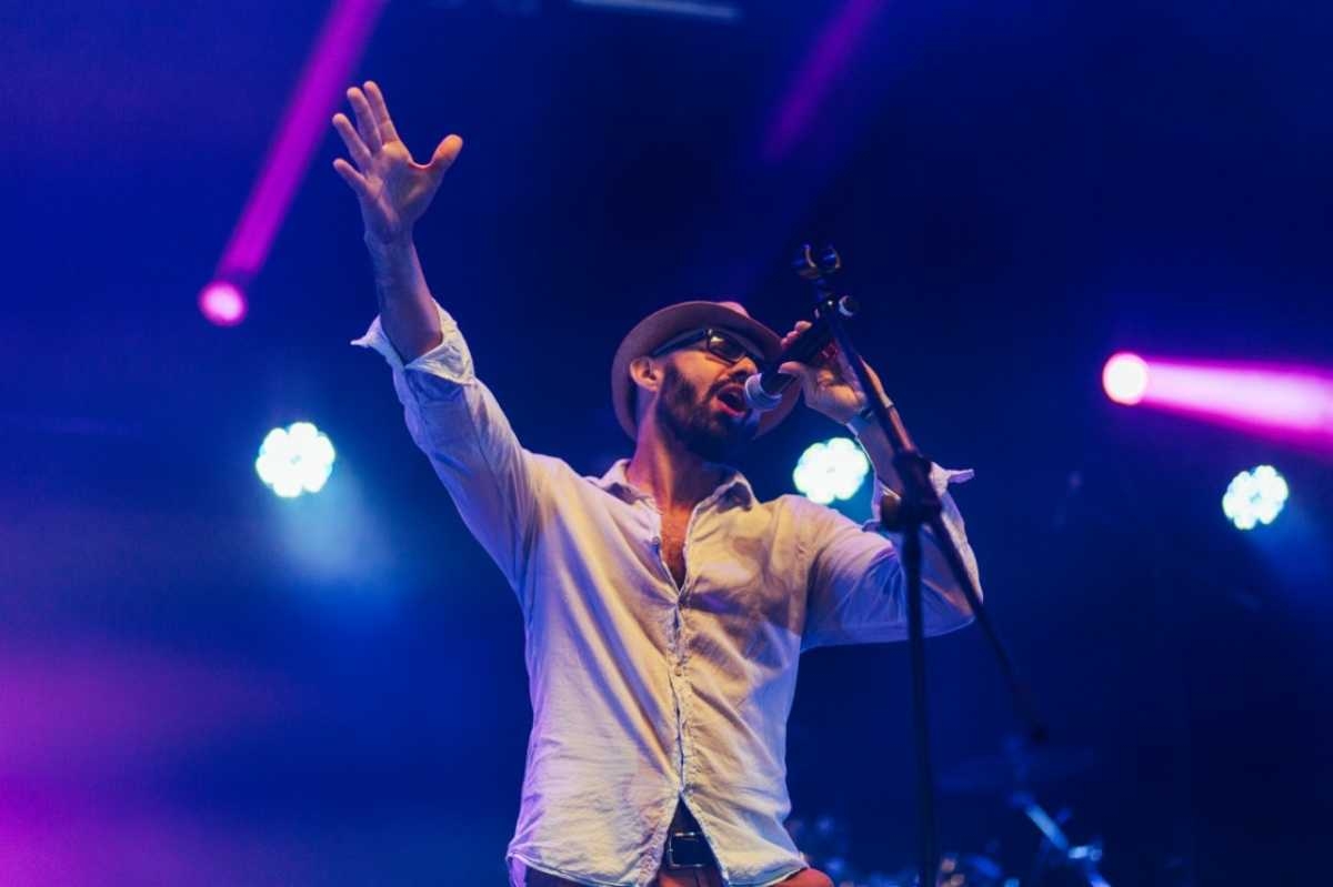 Everton Mesquita, terceiro colocado no Festival de Canção Francesa (Foto: Divulgação)