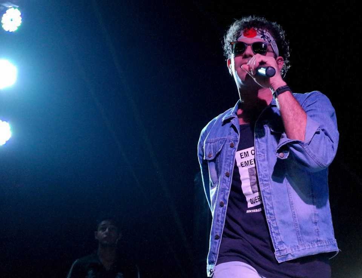 Conhecido como Valério Cazuza, o cantor comanda o grupo "Os Imortais" há mais de 10 anos (Foto: Divulgação)