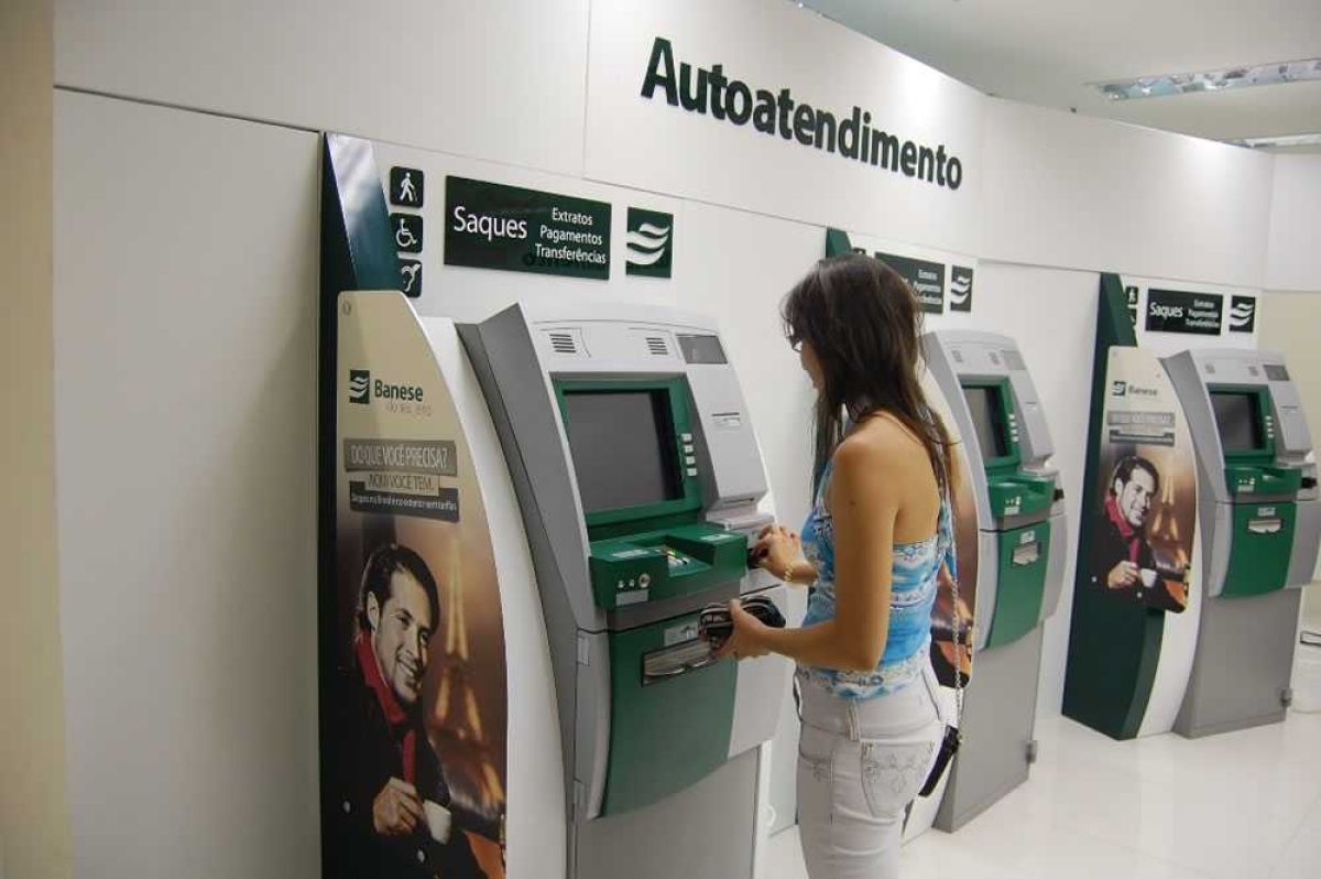 Antecipação poderá ser feita nas agências do Banese, nos caixas eletrônicos e também pelo aplicativo do banco para celular (Foto: Banese)