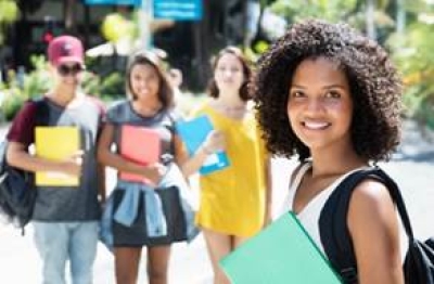 Estão abertas as inscrições para o Sisu 2019 e Bolsas de estudo para ingresso em faculdades (Foto: Via Educa Mais Brasil)