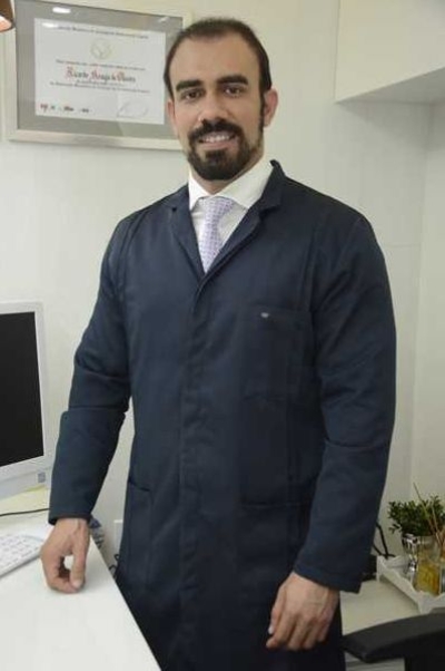 Cirurgião plástico Dr. Ricardo Araújo (Foto: Jadilson Simões)
